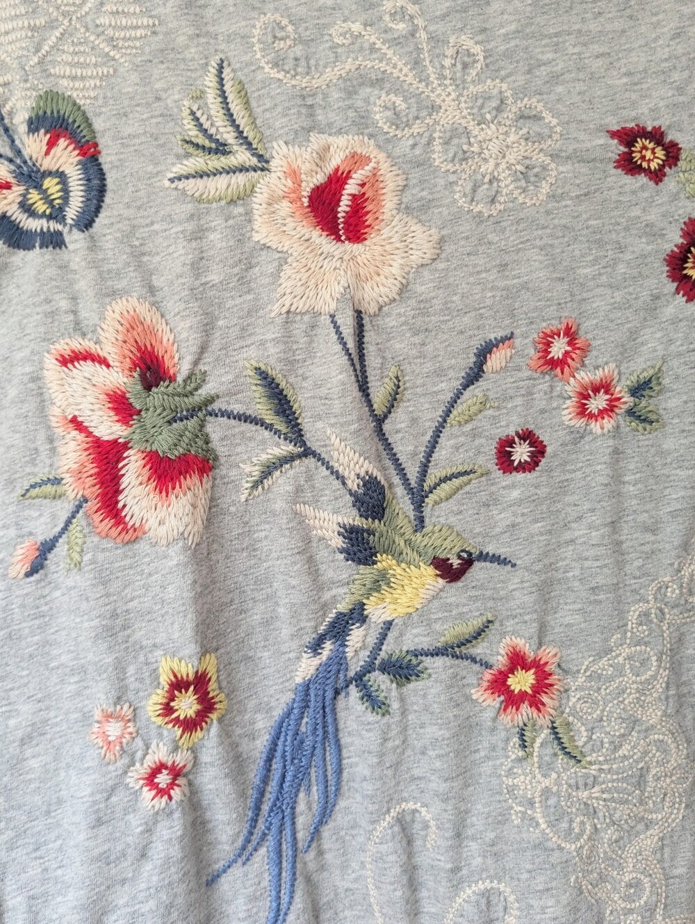 Johnny Was Jailyn Embroidered Relaxed Tee - Picture 2 of 8